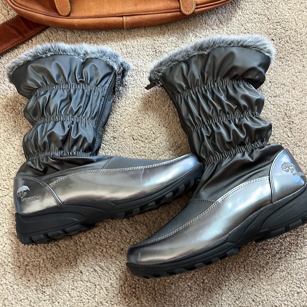 Totes Boots - image 3